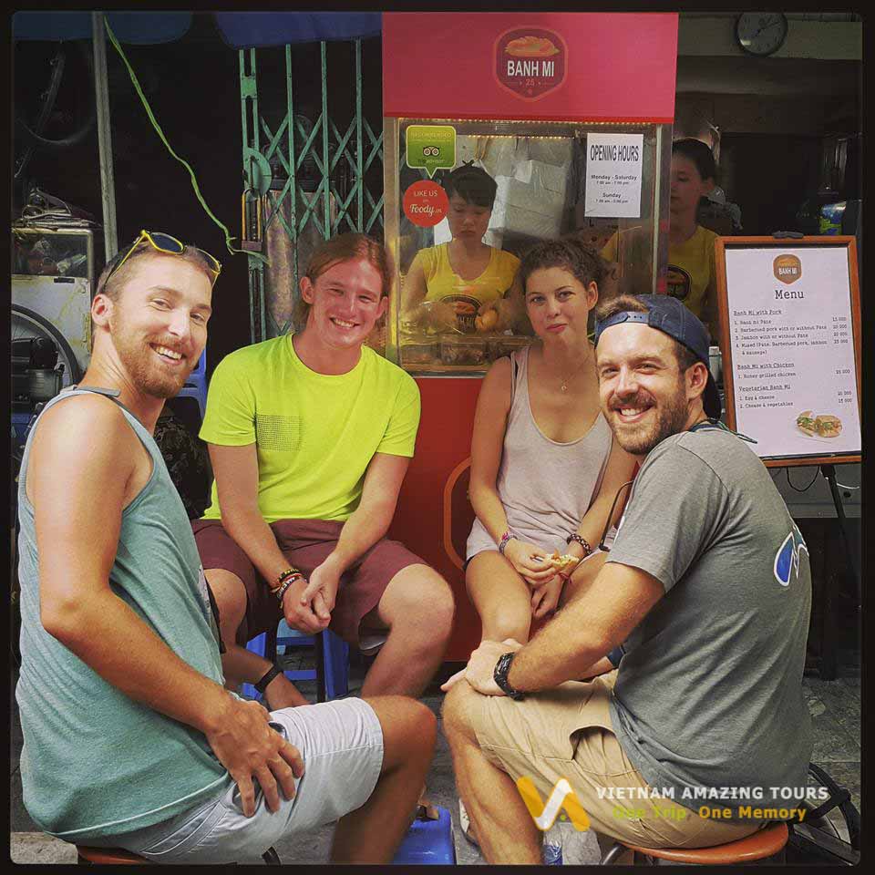 hanoi-street-food-tour-03.jpeg