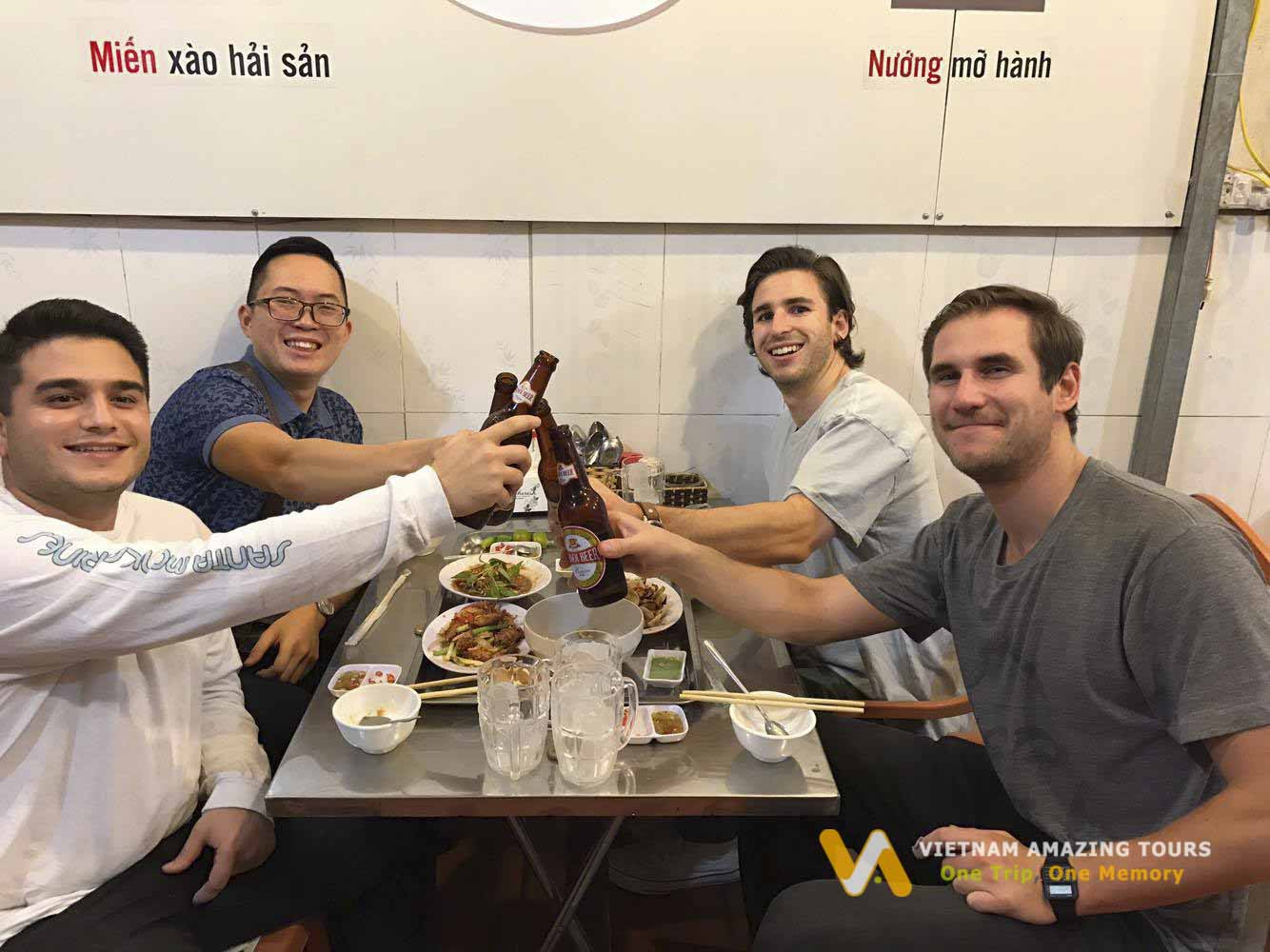 hanoi-street-food-tour-14.jpeg