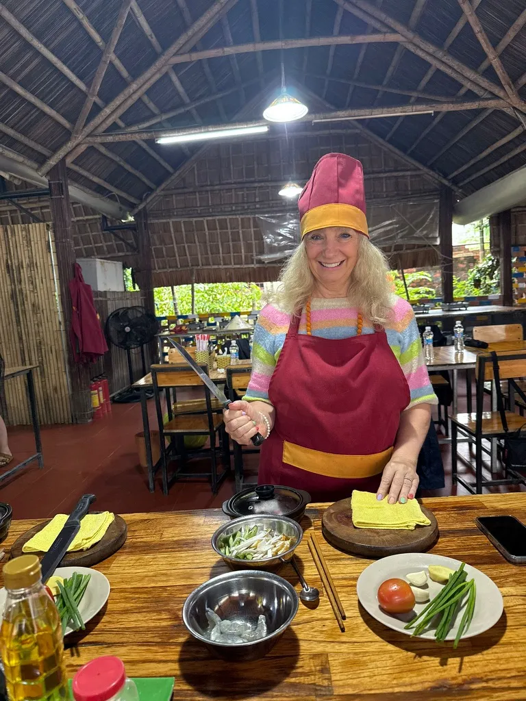 vietnam-cambodia-laos-19days-hoi-an-cooking-class.webp
