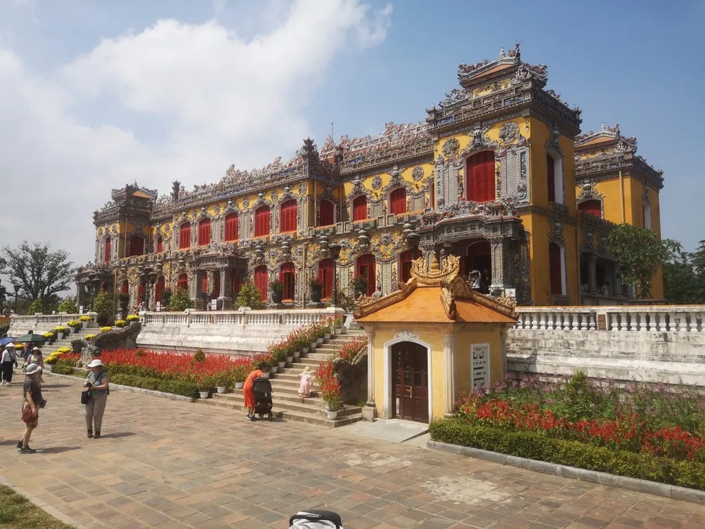 vietnam-cambodia-laos-19days-hue.webp