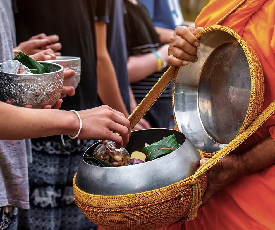 vietnam-cambodia-laos-19days-luang-prabang-4.webp