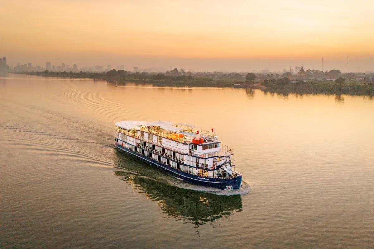 vietnam-cambodia-laos-19days-luang-prabang-mekong-cruise.webp